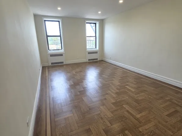 1730 East 18th Street image 5 of 9