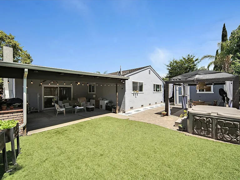 6237 Hancock Ave — Photo 43