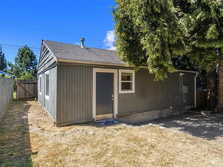 Newly renovated cottage