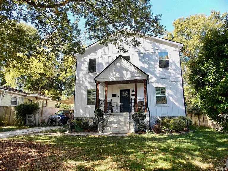 202 Lincoln Ct — Photo 1