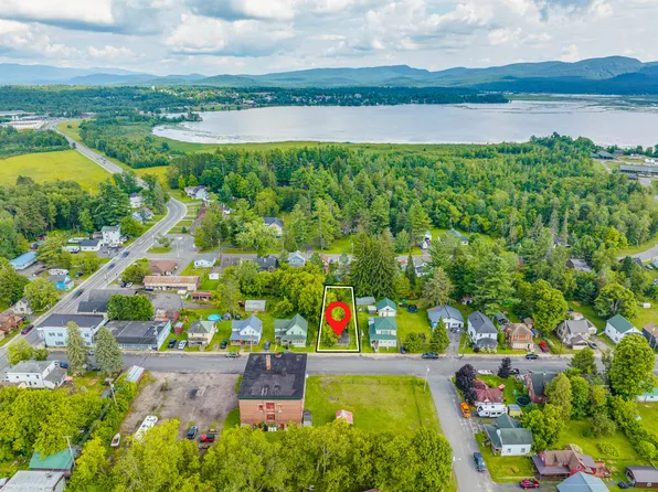 30 Cedar St, Tupper Lake, NY 12986