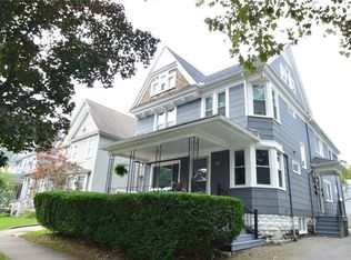 17 Sumner Park APT 2, Rochester, NY 14607