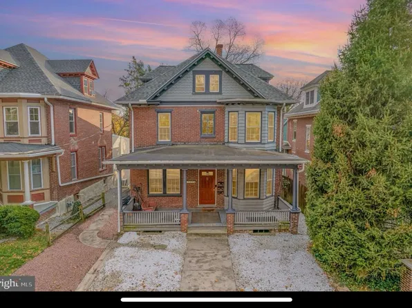2609 Market St #3, Camp Hill, PA 17011