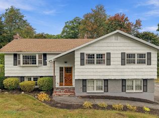 46 Marianna Road, Salem, NH 03079