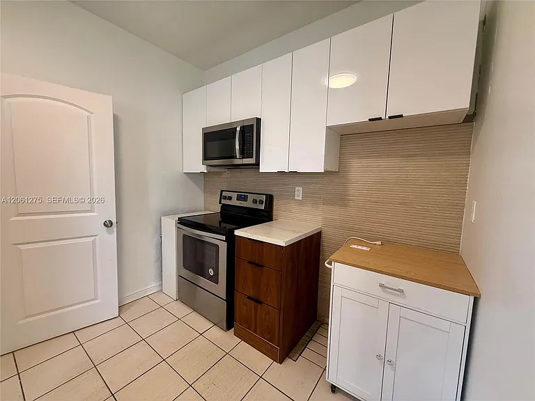 1779 SW 16th Ter — Photo 5