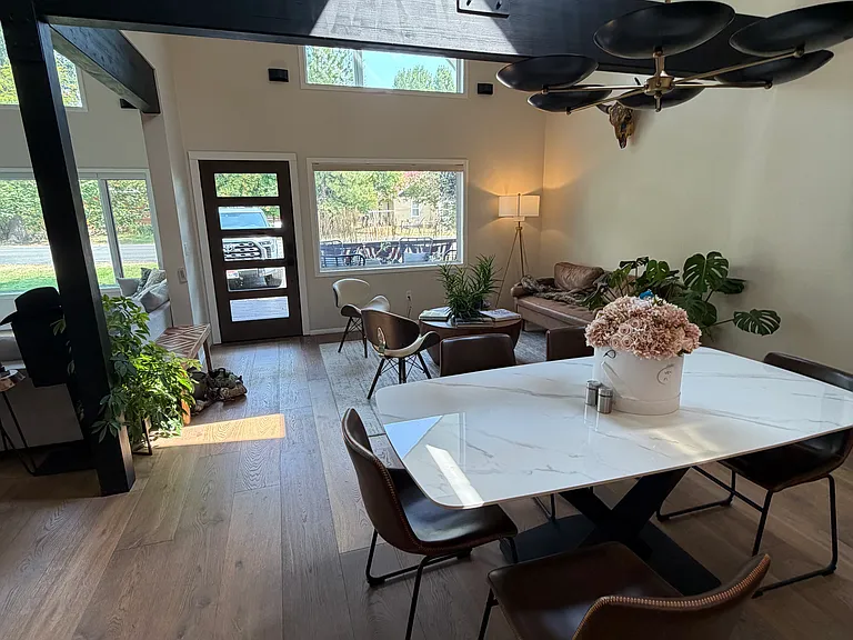 216 Iowa Ave — Photo 6