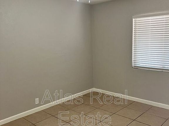 3rd image of 614 N Center St