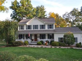 25 Loganberry Ct, Hopewell Junction, NY 12533