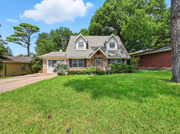 Home for Sale in Arlington TX