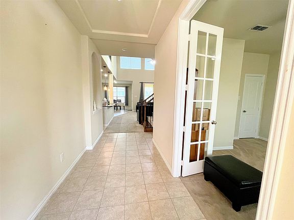 4th image of 11513 Morrow Ln