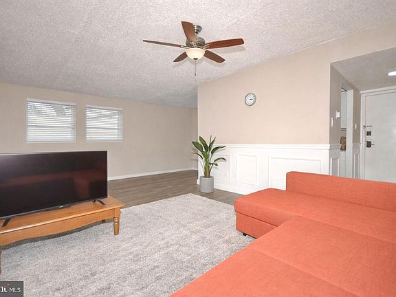 4th image of 110 Byberry Rd APT E2