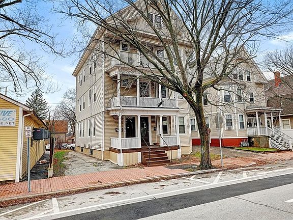 3rd image of 507-509 Elmwood Ave
