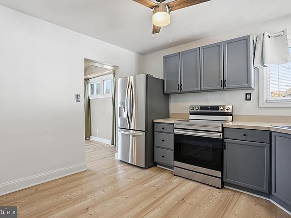 5th image of 2510 Green Ave