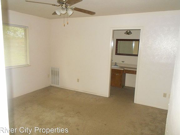 5th image of 3501 Baywood Dr