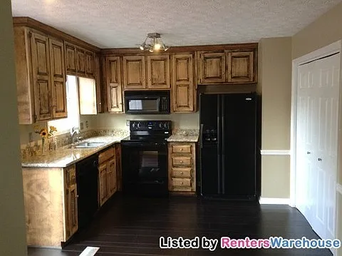 1633 Oak Chase Ct — Photo 9