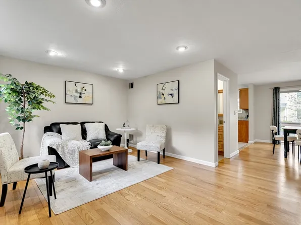 11 Beth Cir #11, Acton, MA 01720