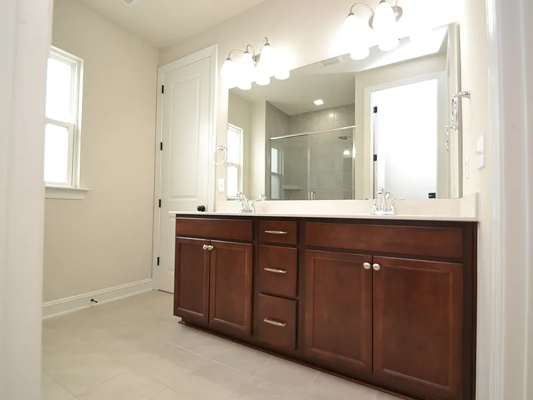 820 Grafton Peak Ln — Photo 45
