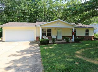 808 Forest Run Dr, Eureka, MO