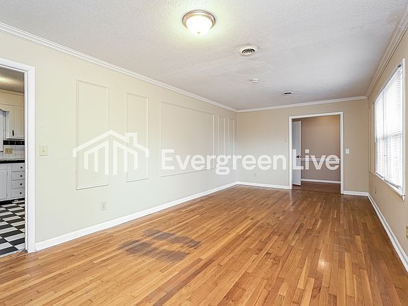 5th image of 118 Peachtree Ln