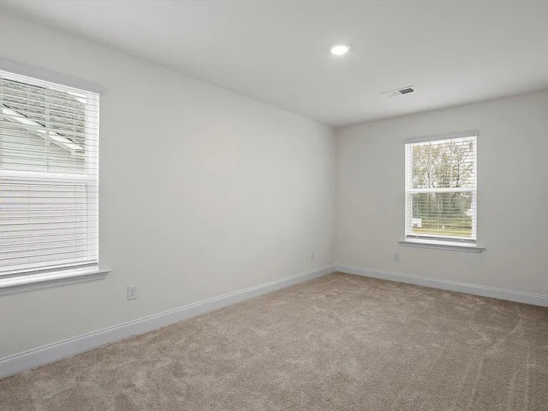 74 Amaryllis Ln — Photo 26