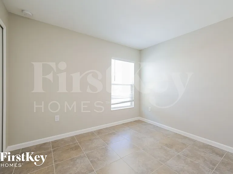 623 Lindbergh Way — Photo 15
