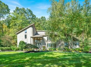 75 Meriden Rd, Rockaway, NJ 07866