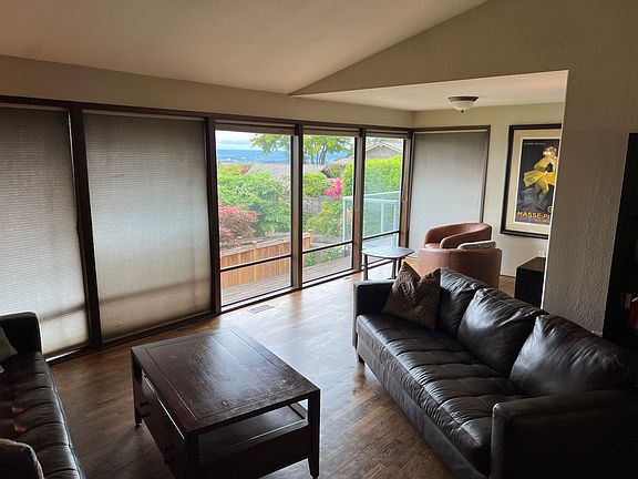 Living room 1