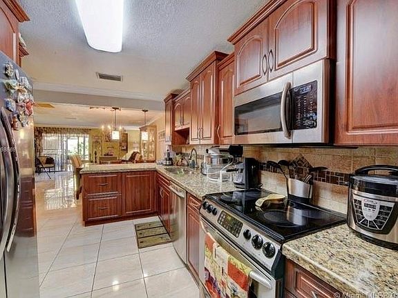 3rd image of 1251 NW 99th Terrace #46