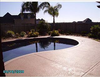 2nd image of 106 Lac Verret Dr