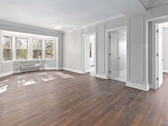 4th image of 700 Seward St Unit 415