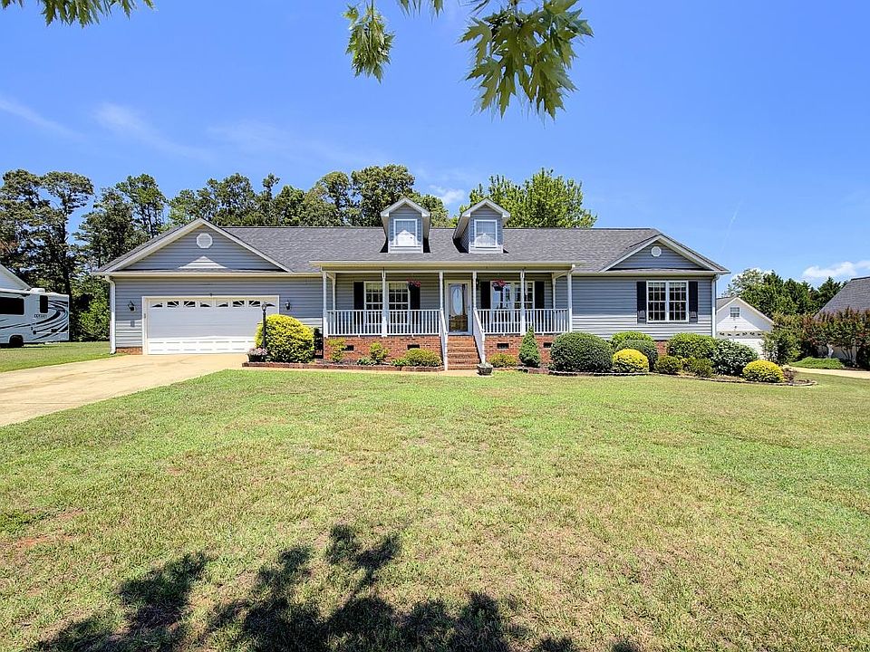 1st image of 305 Jacob Creek Dr