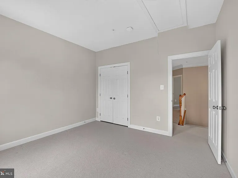 30 Sharpstead Ln — Photo 54