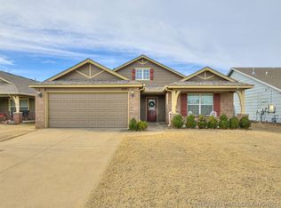 15112 E 108th Pl N, Owasso, OK 74055