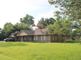 616 Charles Dr, Simmesport, LA 71369
