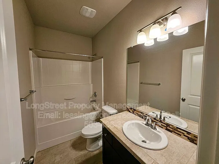 16992 NW Tristan St — Photo 17