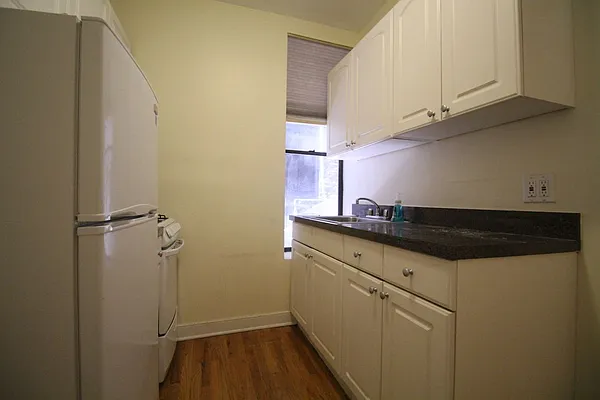 Rented by Rudd Group LTD | media 31