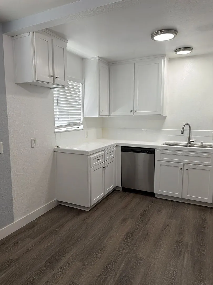 1125 E. Ventura Street, Santa Paula, CA 93060 — Photo 2