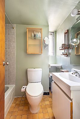 5th image of 88 E 3rd St APT 12
