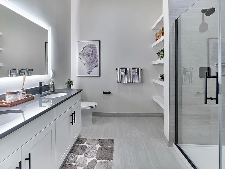 300 Avenue E #313 — Photo 3