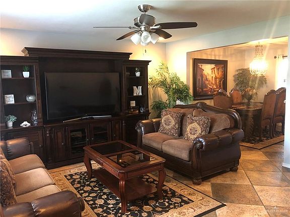 3rd image of 2101 Highland Ave