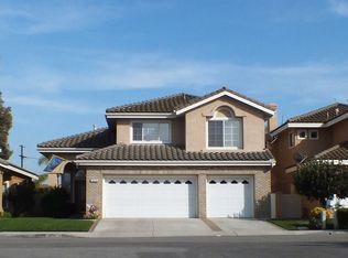 9828 Ravari Dr, Cypress, CA 90630