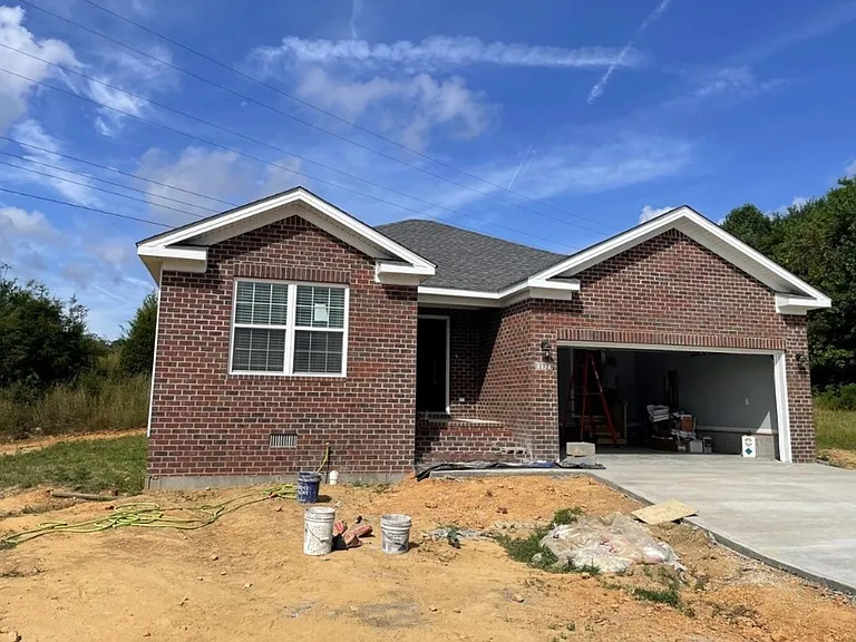 137 Ashkirk Ln — Photo 2