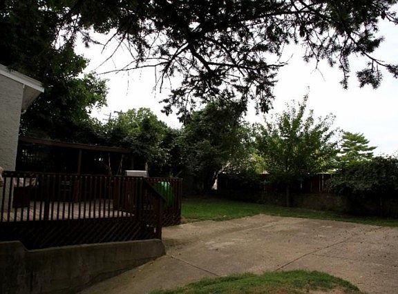 3rd image of 5031 Collinwood Pl