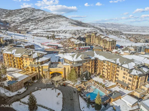 3720 Sundial #C207, Park City, UT 84098