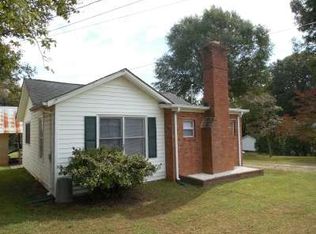 377 Scott St, Mount Holly, NC 28120