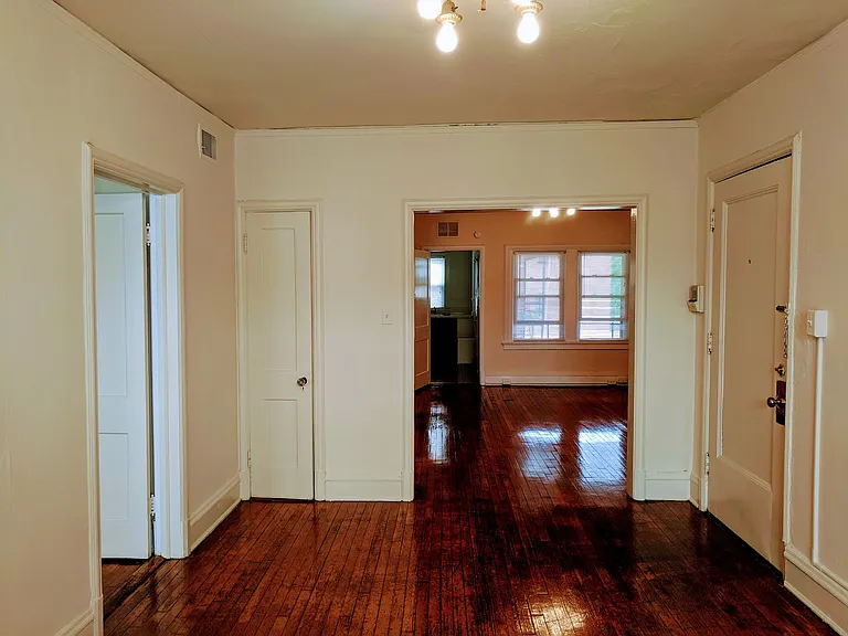 800 N. Sheppard St. — Photo 19