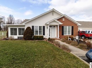 2496 Lakewood Dr, Paducah, KY 42003