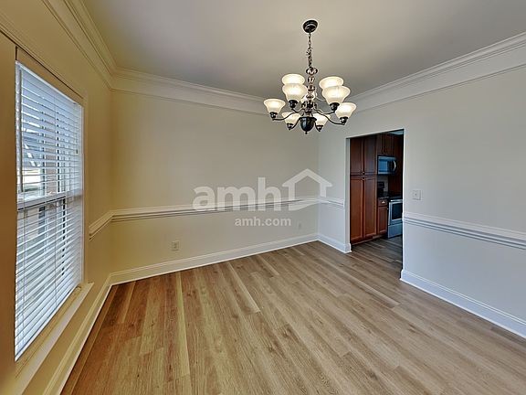 5th image of 9126 Dalmeny House Ln