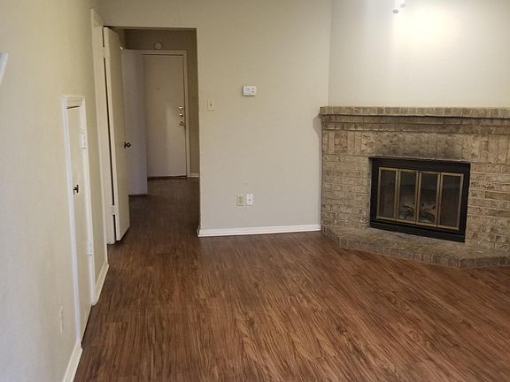 3rd image of 3053 Olympia Dr #3053