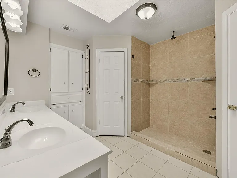 15910 Boatswain Ct — Photo 19